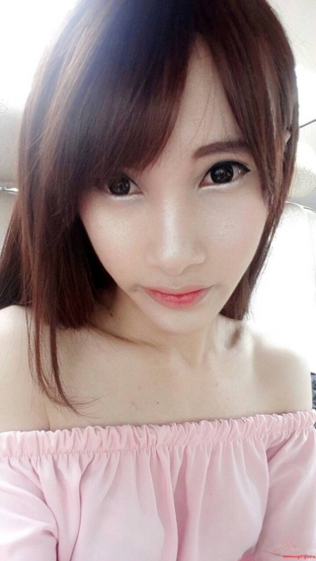 Sweet Asian shemale Phoo posing in her hot outfits in her compilation